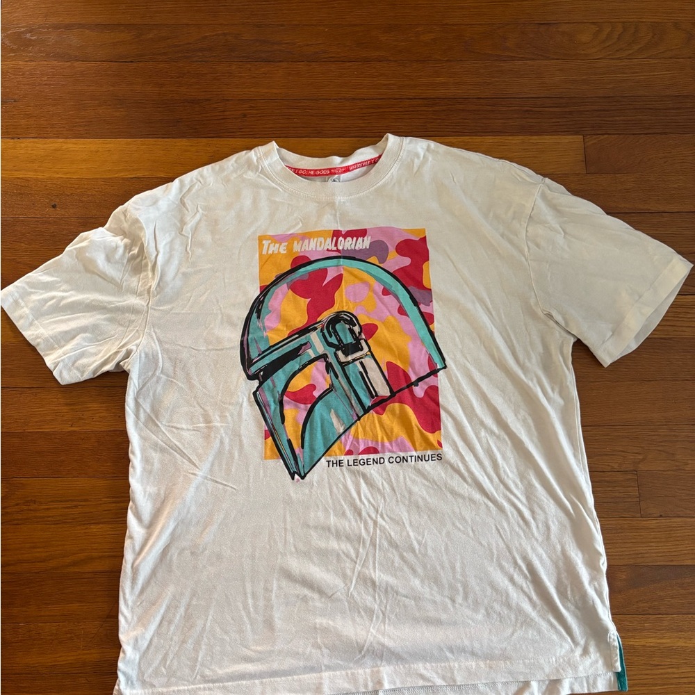 ‼️ LAST CHANCE ‼️ Star Wars The Mandalorian White Graphic T-Shirt